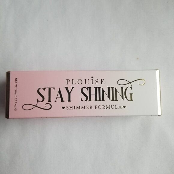 P.Louise Stay Shining Lip Oil - Moment to Shine - Picture 2 of 13